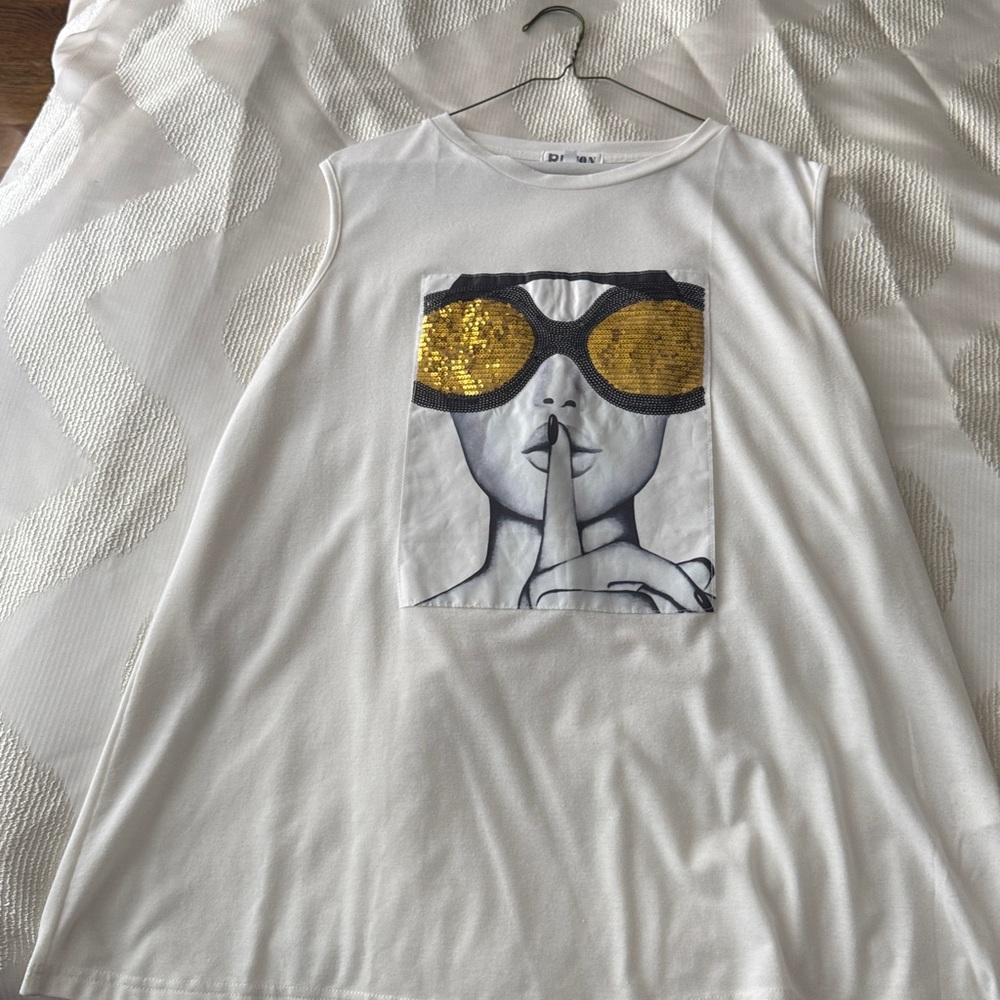 Off White Sleeveless Top with Sequin Sunglasses Graphic